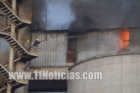 “Quien dio el aviso del incendio es un vecino de la ciudad, no la empresa”