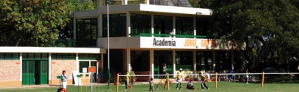 Granadero Baigorria: Un joven muere jugando al futbol