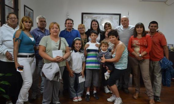 Romina Luciani entregó 7 pensiones no contributivas