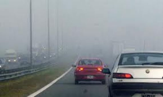 Transito: intensos bancos de niebla en la región