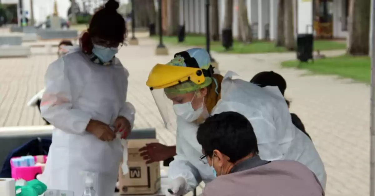 La Municipalidad realizó en el Paseo del Pino un nuevo operativo de testeos de Covid