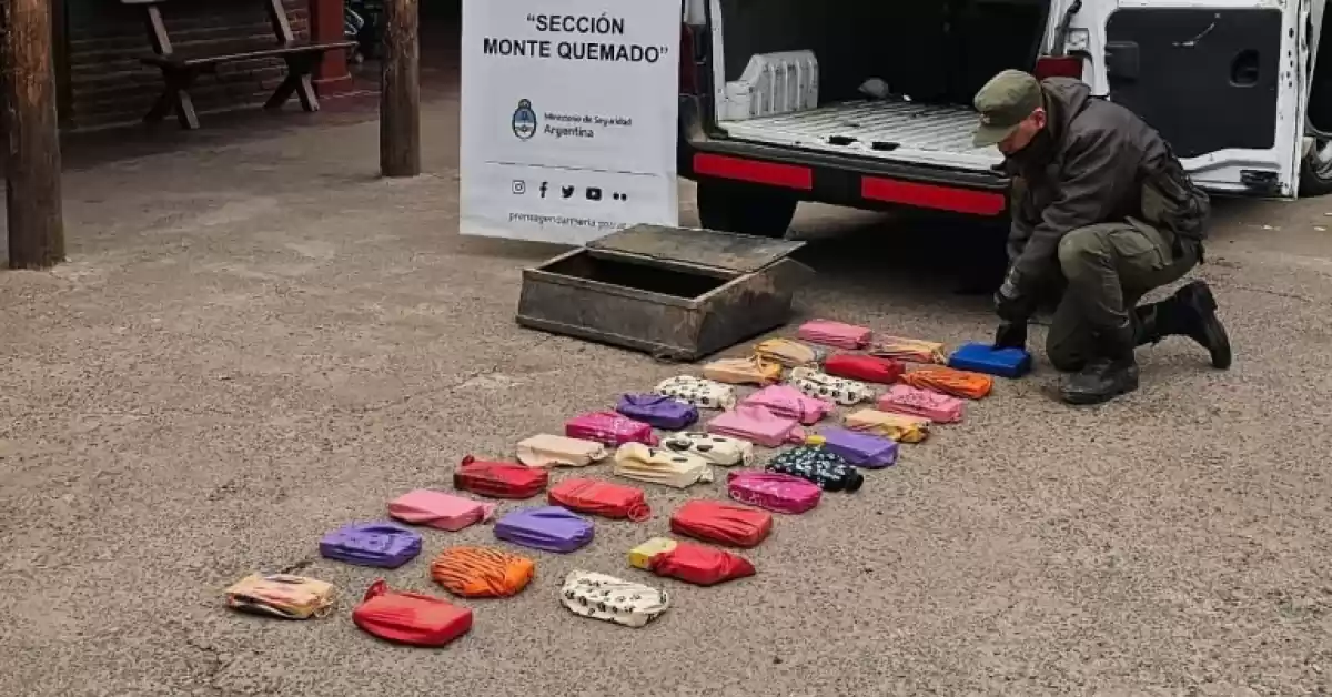 Secuestraron más de 33 kilos de cocaína envueltos en globos de piñata que tenían como destino Santa Fe