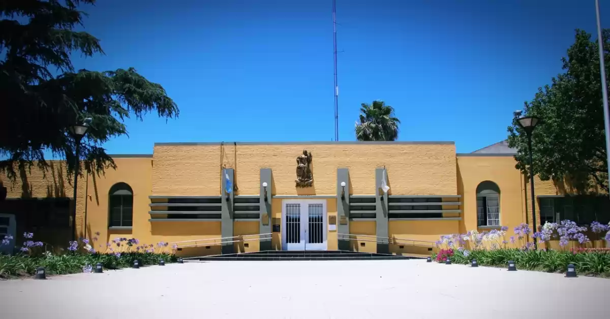 San Lorenzo fue el primer municipio en abonar el medio aguinaldo