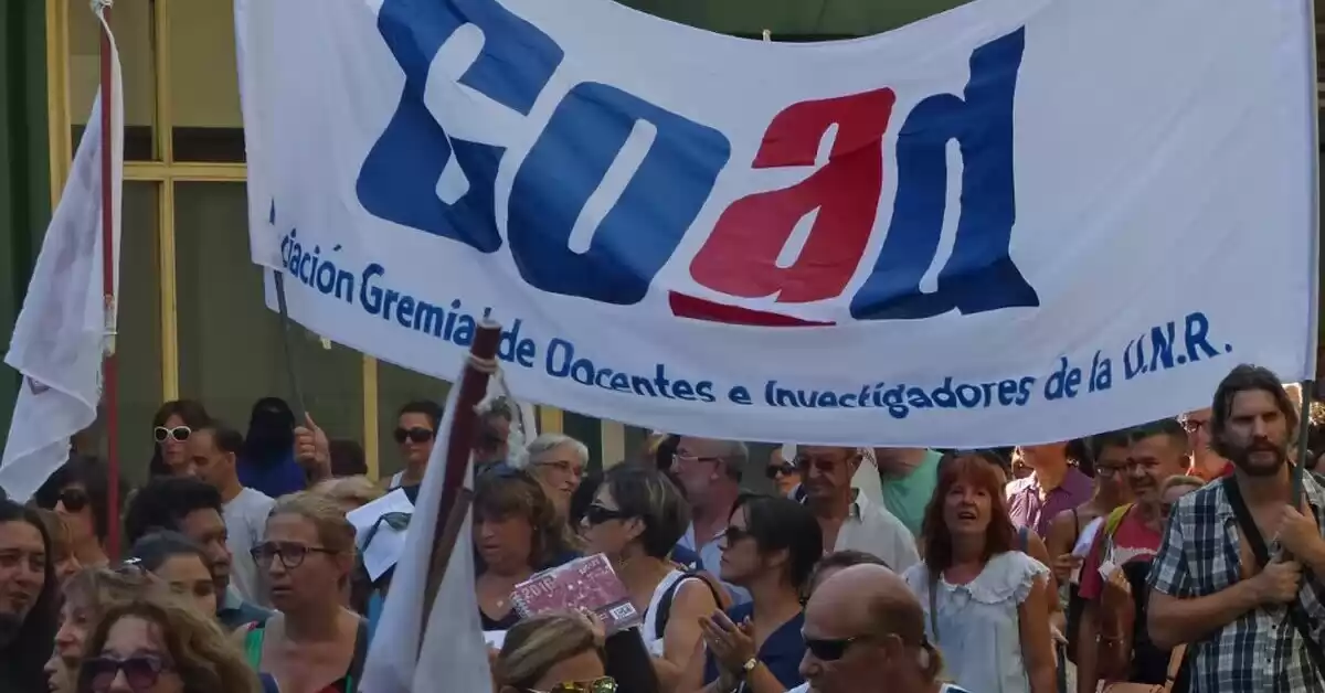 Docentes de la UNR inician hoy una semana completa de paro