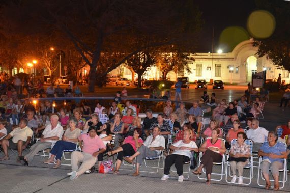 Renuevan el sistema de sonido de la Plaza San Martín