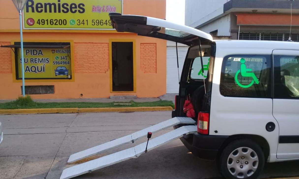 Beltrán cuenta con un servicio de remis para personas con necesidades especiales