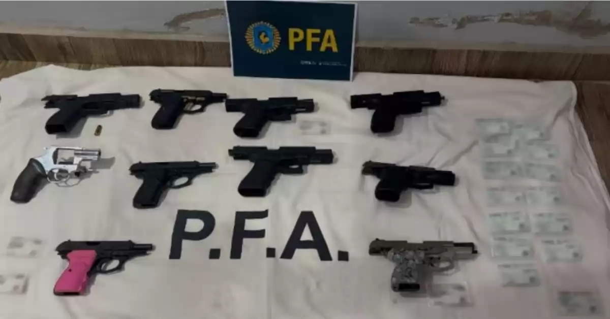 Operativo Federal en Villa Gobernador Gálvez descubrió a una mujer con diez armas de fuego