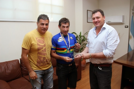 Diego Rozié fue homenajeado por Raimundo y será nombrado Ciudadano Destacado