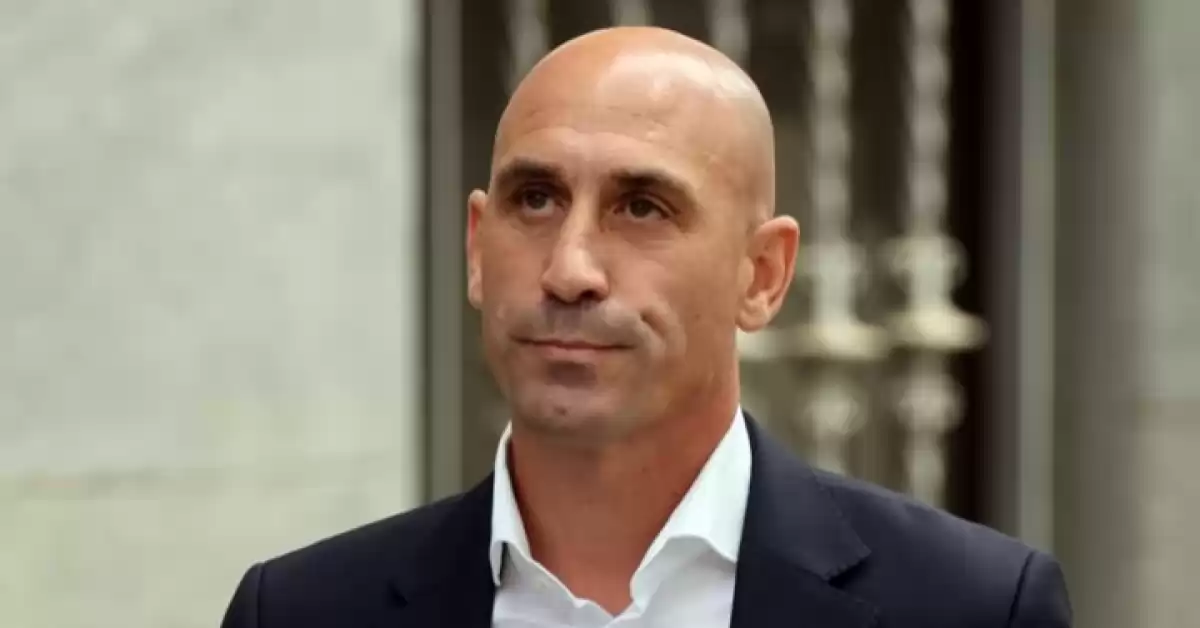 La FIFA confirmó la suspensión a Luis Rubiales por el beso forzado en el mundial femenino