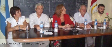 Tessio acompañó a los candidatos de Bermúdez.