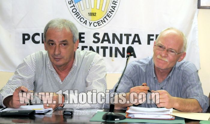 Inundado: Funcionario municipal no tuvo respuestas tras las quejas de los vecinos