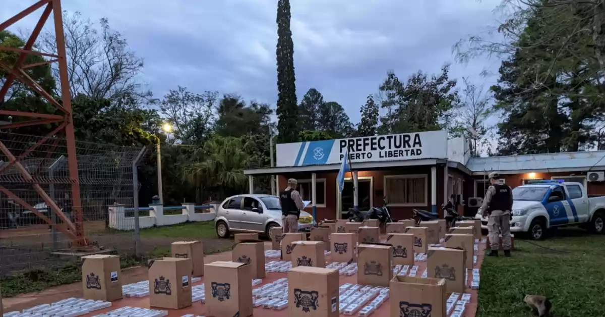 Prefectura incautó más de 15mil atados de cigarrillos