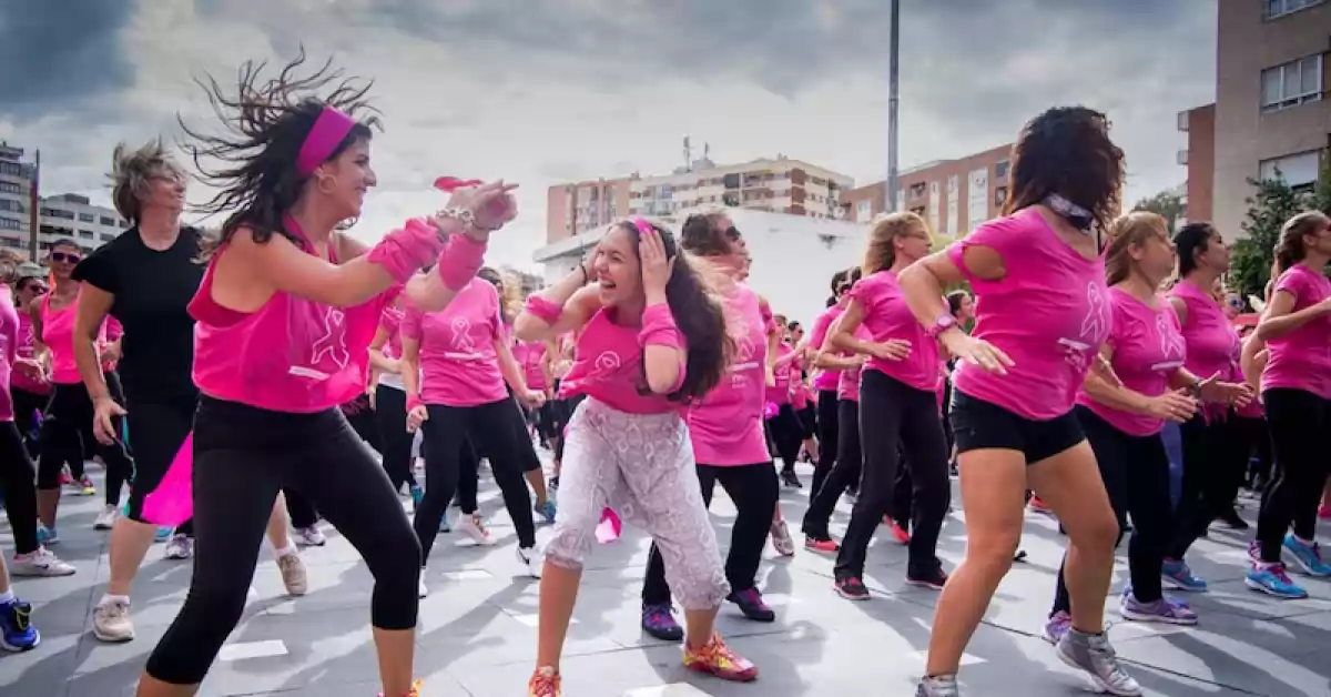 Zumba Rosa: Este sábado habrá una clase gratuita de zumba en la plaza San Martín por el Octubre Rosa
