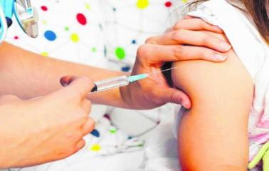 Salud intensifica la vacunación contra el sarampión