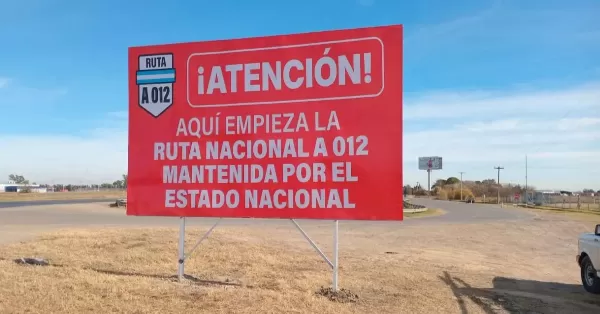 La provincia señalizó el estado “catastrófico” de las rutas nacionales apuntando al gobierno