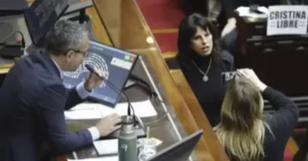 Nuevo escándalo en Diputados: cruces, empujones y sesión levantada tras incidente con Espert