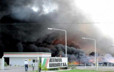 Un incendio destruyó una aceitera en San Jerónimo Sud