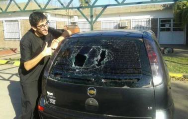 Beltrán: Lo confundió con su ex marido y le destrozó el auto