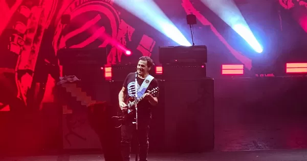 Ricardo Mollo se solidarizó con Pablo Grillo y le dedicó un tema en Rosario 