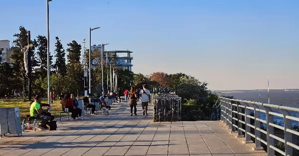 Domingo soleado después de la lluvia y temperaturas más frescas