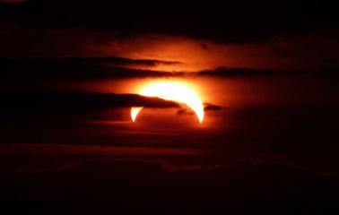 Este domingo se podrá ver un eclipse parcial de Sol en la región