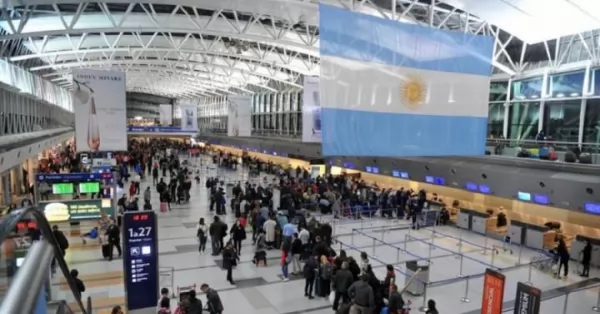 Aerolíneas Argentinas: Aeronavegantes ratificó mañana su paro parcial de 5 a 14 