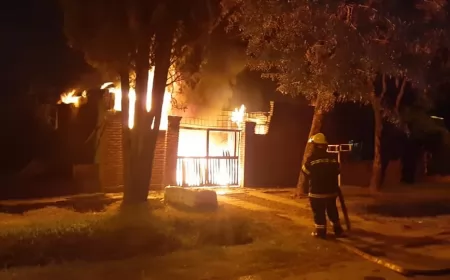 Ardió en llamas una vivienda de Granadero Baigorria