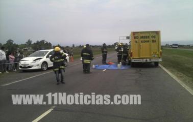 Un menor perdió la vida en la Autopista a Santa Fe tras ser embestido por un automóvil