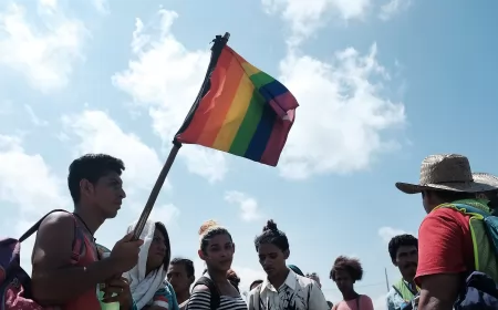 Denunció violencia y discriminación por ser gay en una empresa de la región