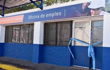 La Oficina de Empleo de Fray Luis Beltrán, una puerta que tocar
