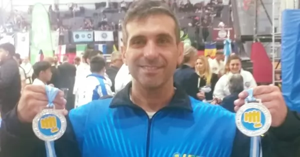 Orgullo local: El bermudense Gustavo Perelló obtuvo dos medallas en el mundial de taekwondo