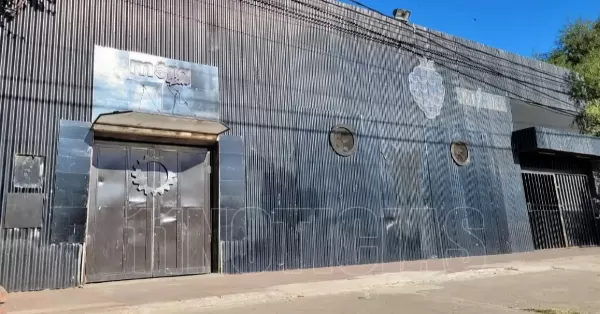 Grave ataque a tiros frente a un boliche en Capitán Bermúdez: tres personas resultaron heridas