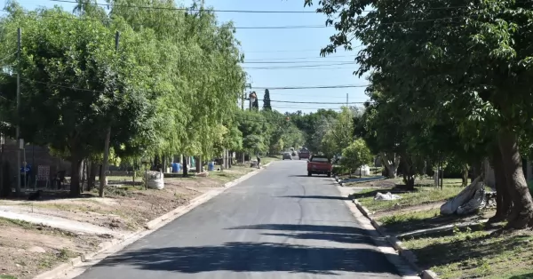 Beltrán habilitó la obra de cloacas en Barrio 3 de Febrero