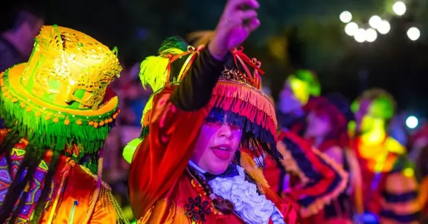 Noche de carnaval en Timbúes