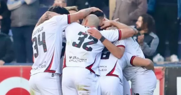 Newells se trajo los 3 puntos de Mendoza en un partido que en la previa parecía cuesta arriba