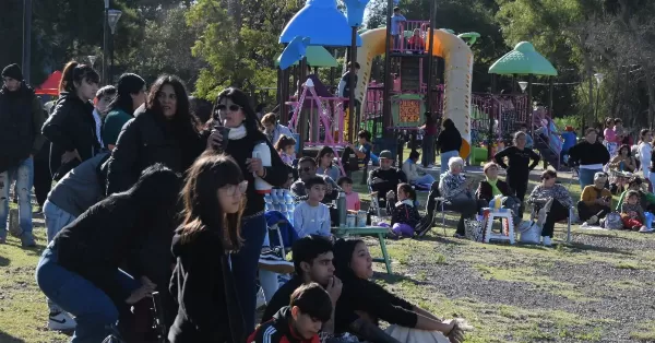 Qué hacer este fin de semana en Fray Luis Beltrán: feria de artesanos y festejo por el Día del Padre