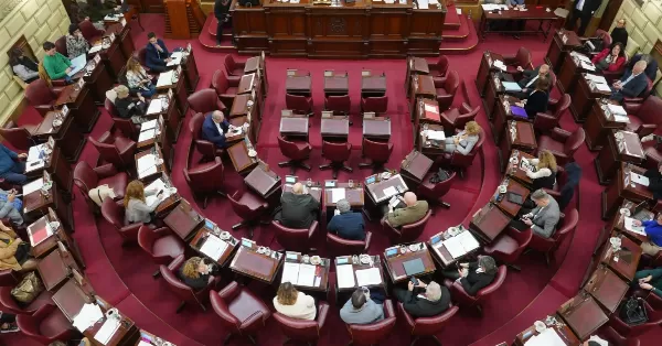 Santa Fe: Diputados dio media sanción para ficha limpia en contrataciones públicas