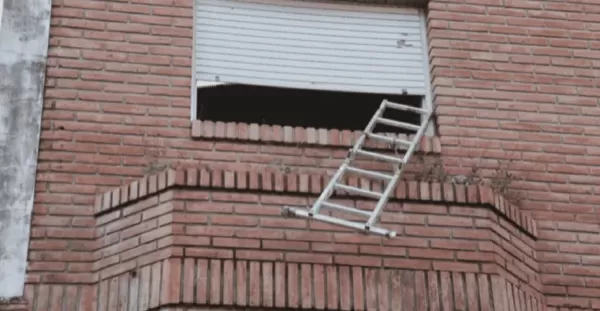 Rosario: Murió un trabajador tras caer de altura mientras realizaba mantenimiento en una vivienda