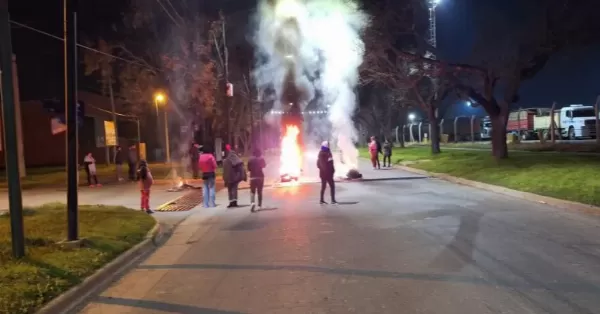 Puerto: vecinos de barrio Zunino cortaron calle Córdoba en reclamo por seguridad