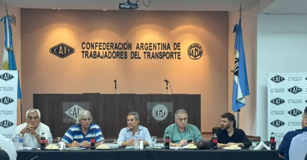 Los gremios del transporte adhieren al paro nacional con movilización del 24 contra el DNU