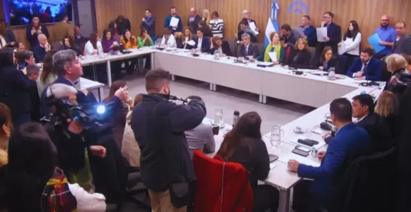 Diputados avanzan en la creación de una comisión para investigar el caso del fentanilo contaminado
