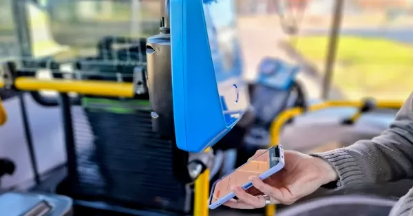Rosario: ya se puede pagar el colectivo con tarjeta de crédito, débito y código QR
