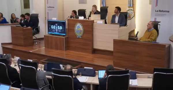 Reforma Constitucional: ningún jefe municipal del Cordón Industrial participó del debate público por la autonomía