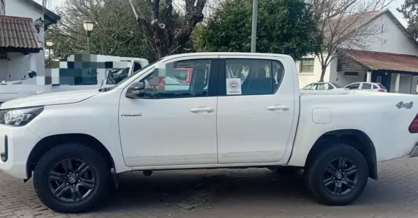 Detuvieron  a un hombre que circulaba en una camioneta robada en Arroyo Seco