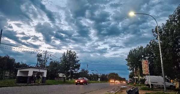Semana con tormentas, lluvias y descenso de temperatura en el cordón industrial