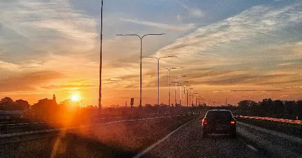 Miércoles feriado con neblina y mucha humedad
