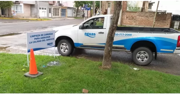 Aguas santafesinas realizará “purgado” de cañerías este viernes en barrio Escalada de San Lorenzo
