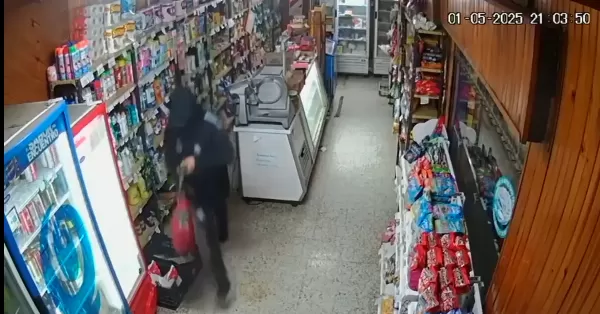 Robó en un almacén de Capitán Bermúdez y quedó filmado