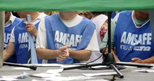 Amsafe reafirma su postura en defensa de la escuela pública en la Reforma Constitucional