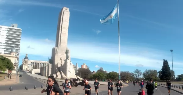 Este domingo se corre la Maratón Internacional de la Bandera en Rosario